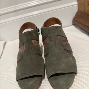 Bernardo Olive Green Suede Sandals
